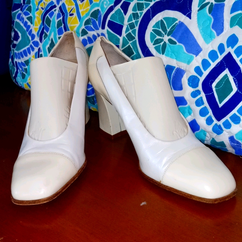 *Final Reduction* Vintage Arnold Churgin Pumps